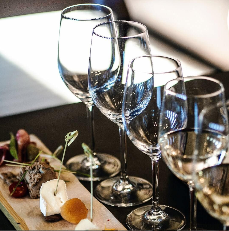 Bubbelprovning med tapas | Uppsala