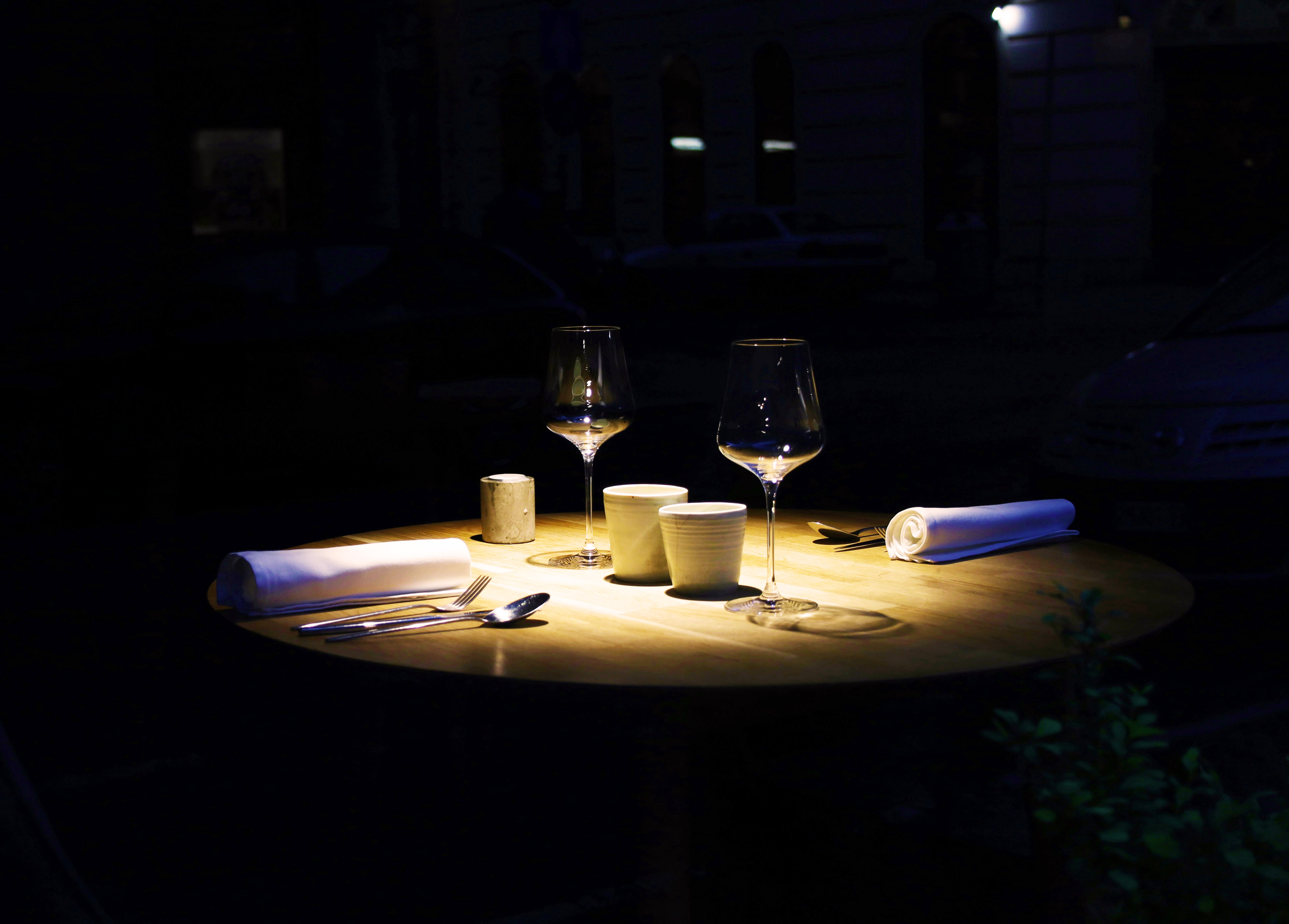 Middag i mörker | Stockholm